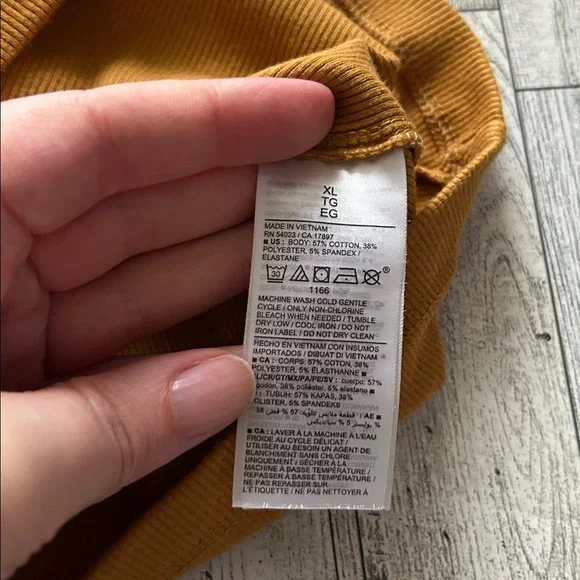 Old Navy Women's ribbed scoop Tank Top size XL - Picture 3 of 4